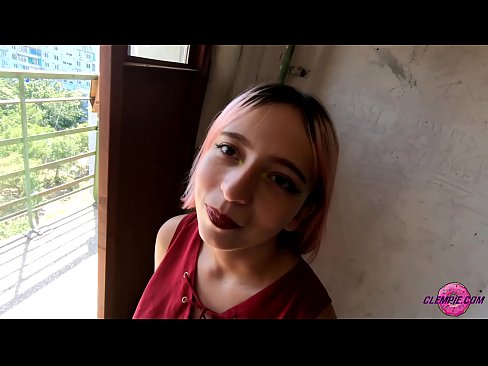 ❤️ Estudiante Sensual chupa a un extraño en el Outback - Cum en su cara ❤️ Video de porno en es.pornxlxx.ru ❌️